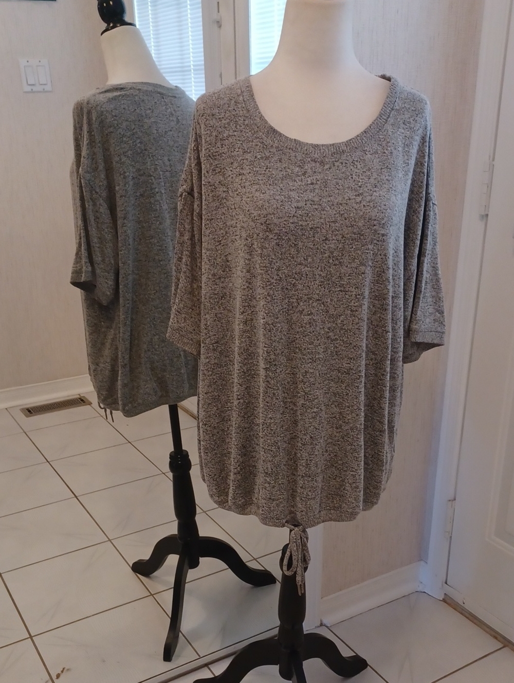 4/$60 Hyba Gray Scoop Neck Tie-Hem Top - Fits Size 2X